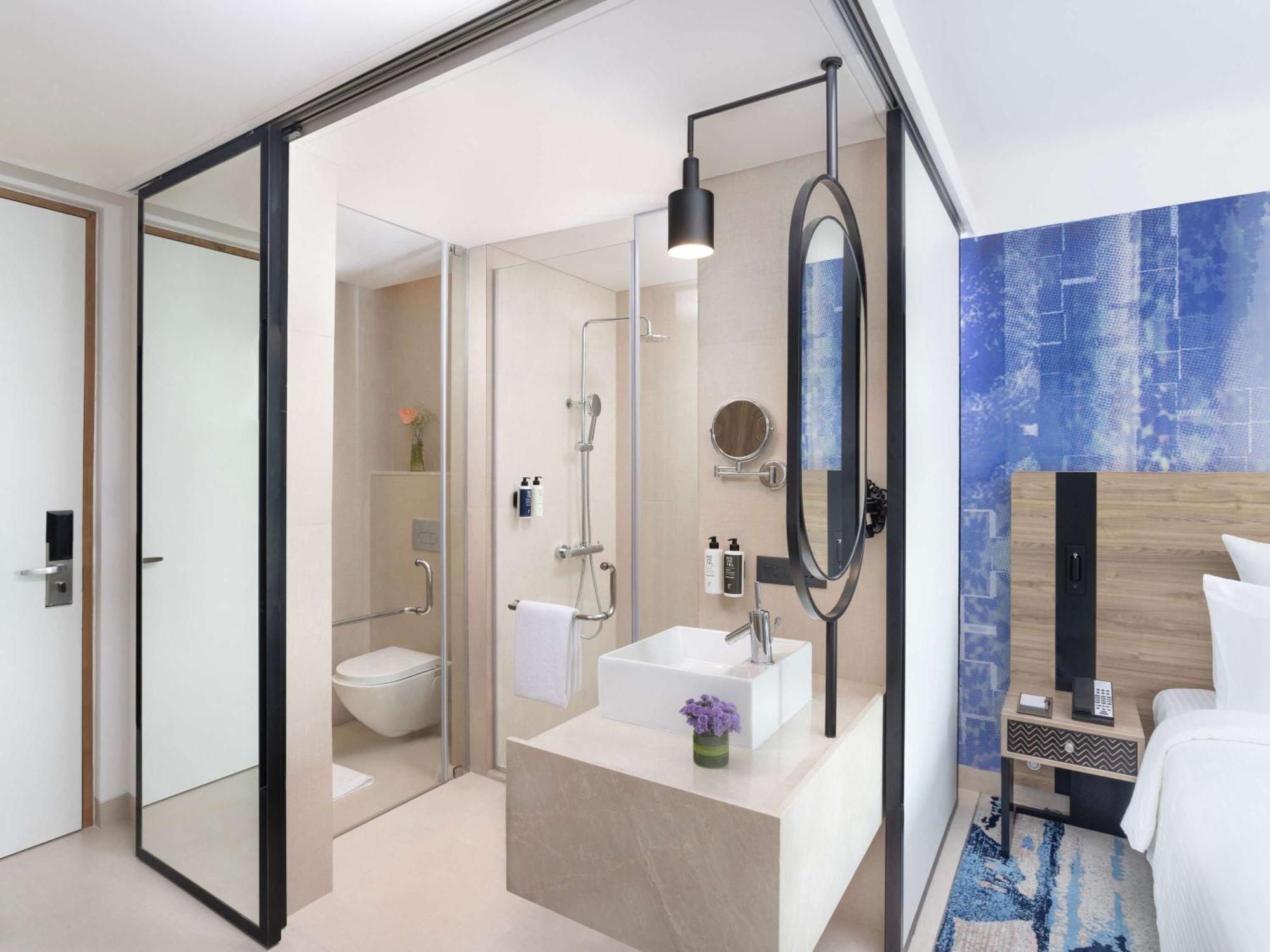 Novotel New Delhi City Centre Zewnętrze zdjęcie
