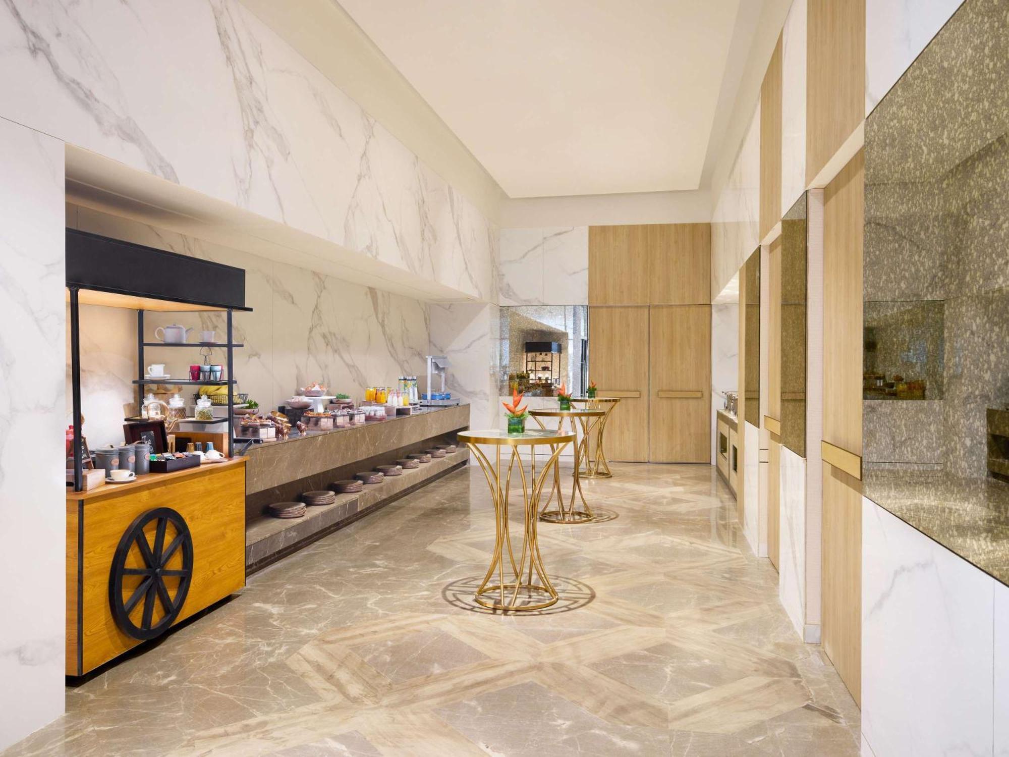Novotel New Delhi City Centre Zewnętrze zdjęcie